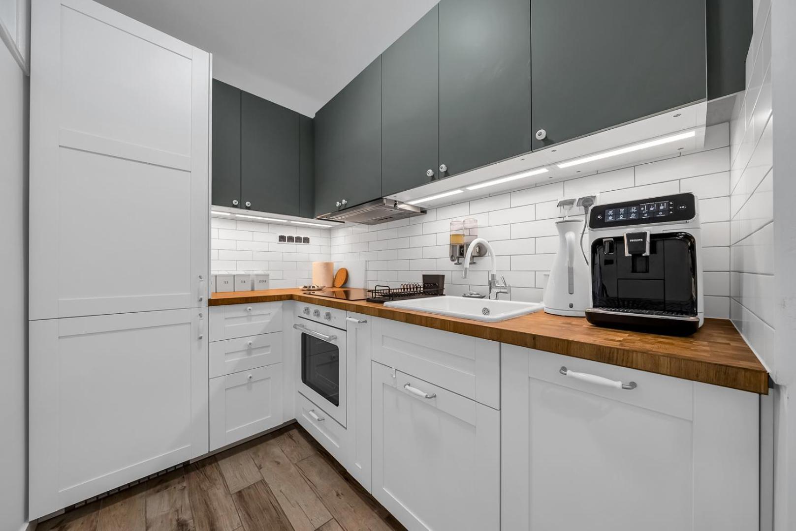 Mokotow - Balcony, Ac, Tram&bus Nearby - By Rentujemy Apartment